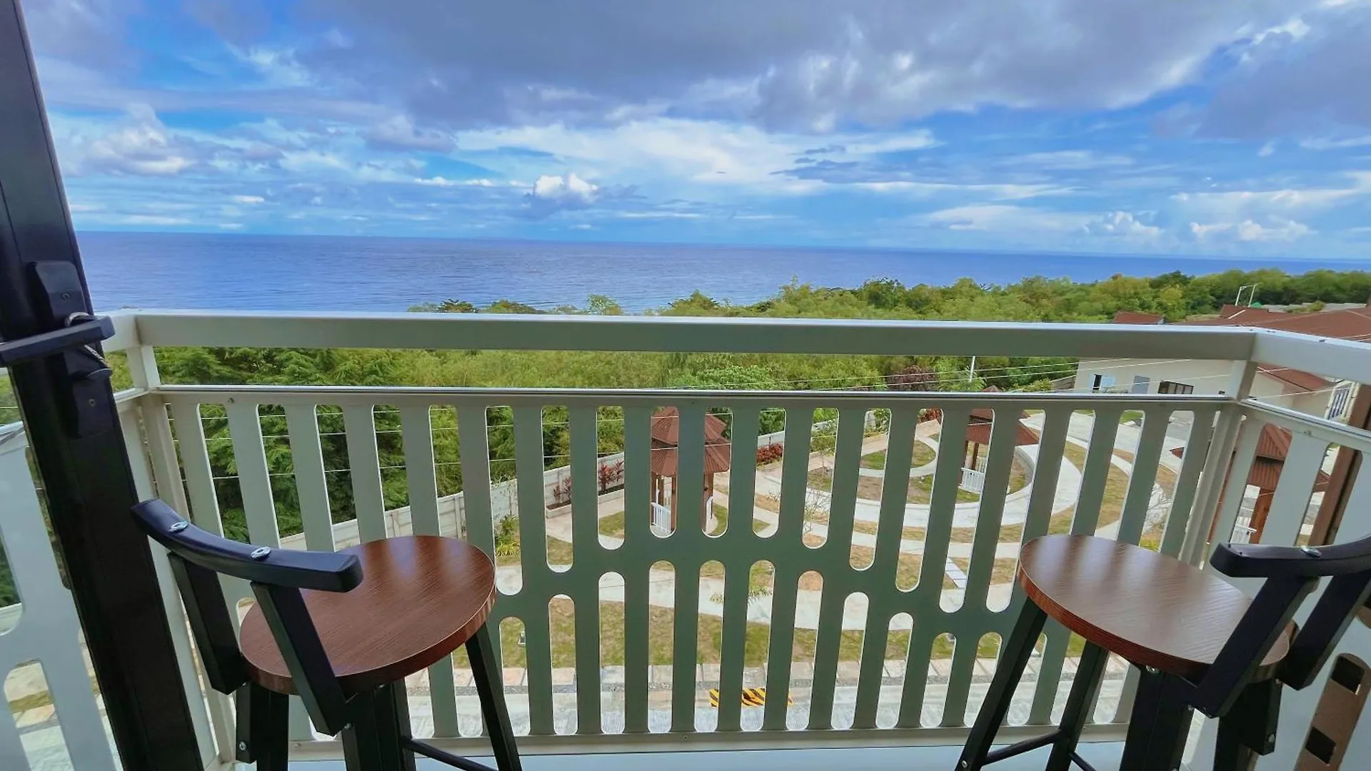 Apartment Panglao Luxury Sea View Condo, Pool, Cafe - Suite 519 Dauis