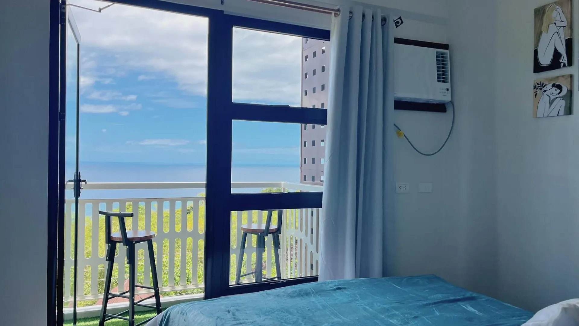 Panglao Luxury Sea View Condo, Pool, Cafe - Suite 519 Dauis Philippines